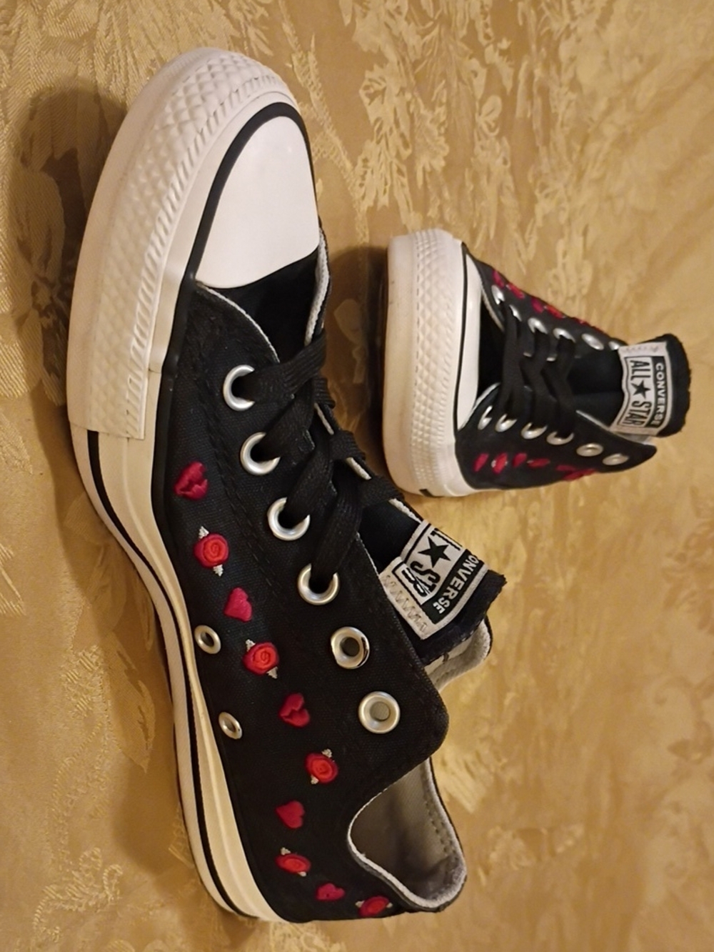 CONVERSE Black Low Top  with Pink and Red Heart Details Women's 8.0 Men's 6.0